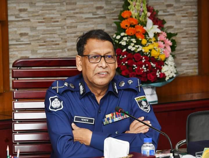 আইজিপি হিসেবে দায়িত্ব নিলেন জনাব বাহারুল আলম