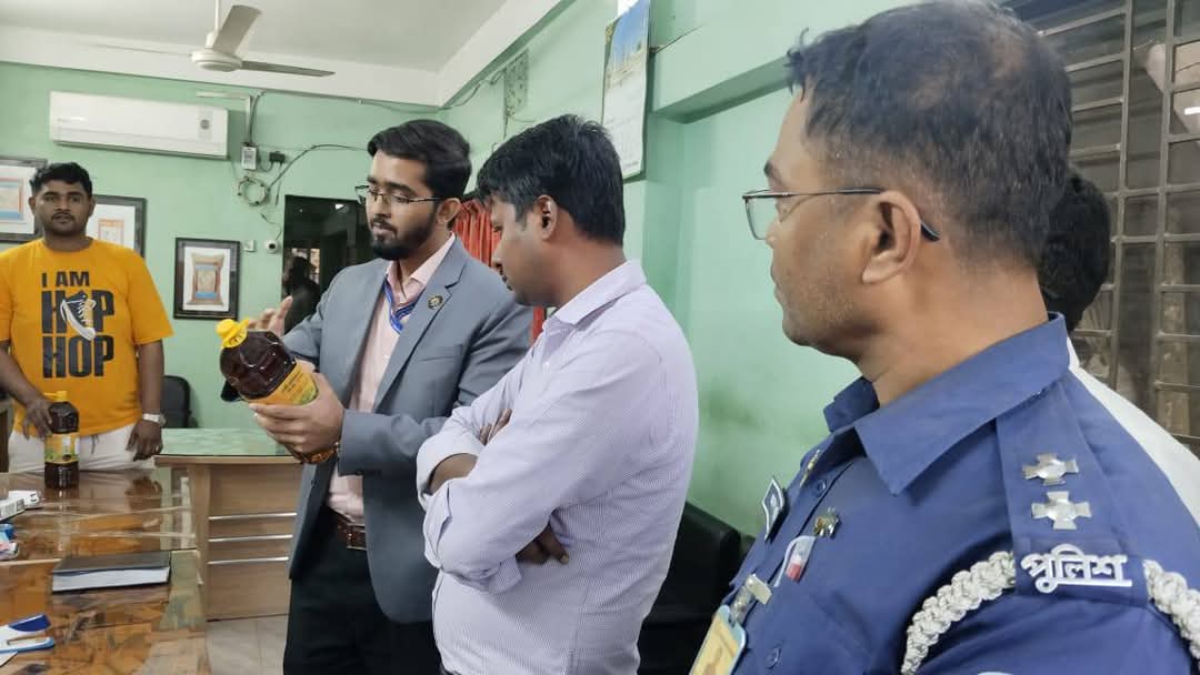 শাহরাস্তিতে ১টি পেট্রোল পাম্প ও ২টি অয়েল মিলসকে ৭০ হাজার টাকা অর্থদন্ড