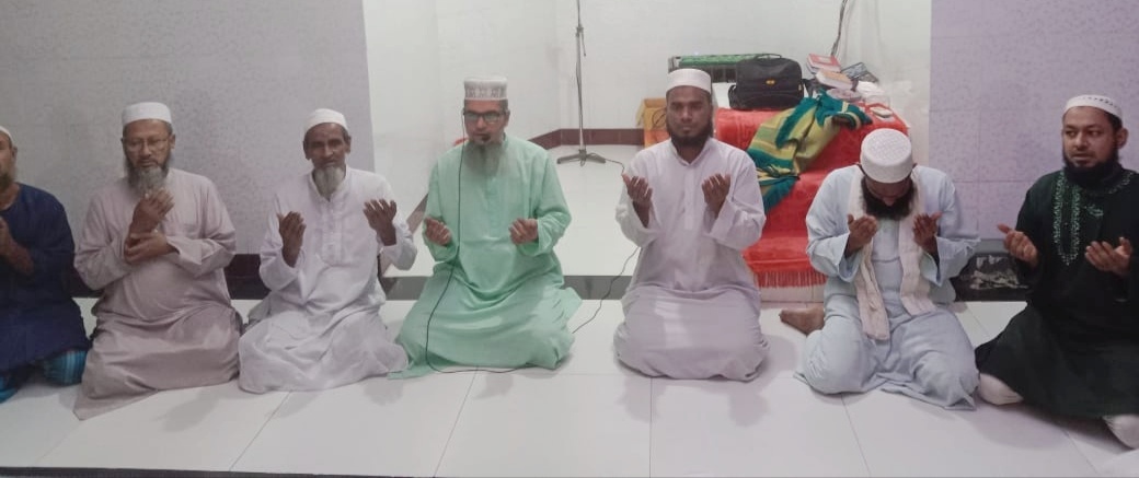সোনাপুর ঐতিহাসিক জামে মসজিদে রমজানের তাৎপর্য তুলে ধরে আলোচনা সভা, মিলাদ,দোয়া ও ইফতার মাহফিল অনুষ্ঠিত