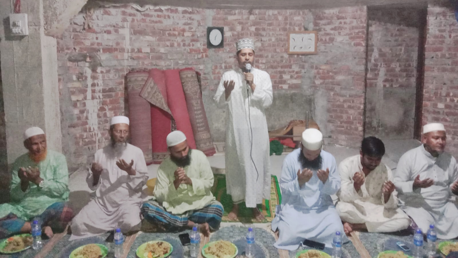 নাওড়া পশ্চিমপাড়া পাঞ্জেগানা মসজিদে রমাদানের তাৎপর্য তুলে ধরে আলোচনা সভা, মিলাদ, দোয়া ও ইফতার মাহফিল অনুষ্ঠিত