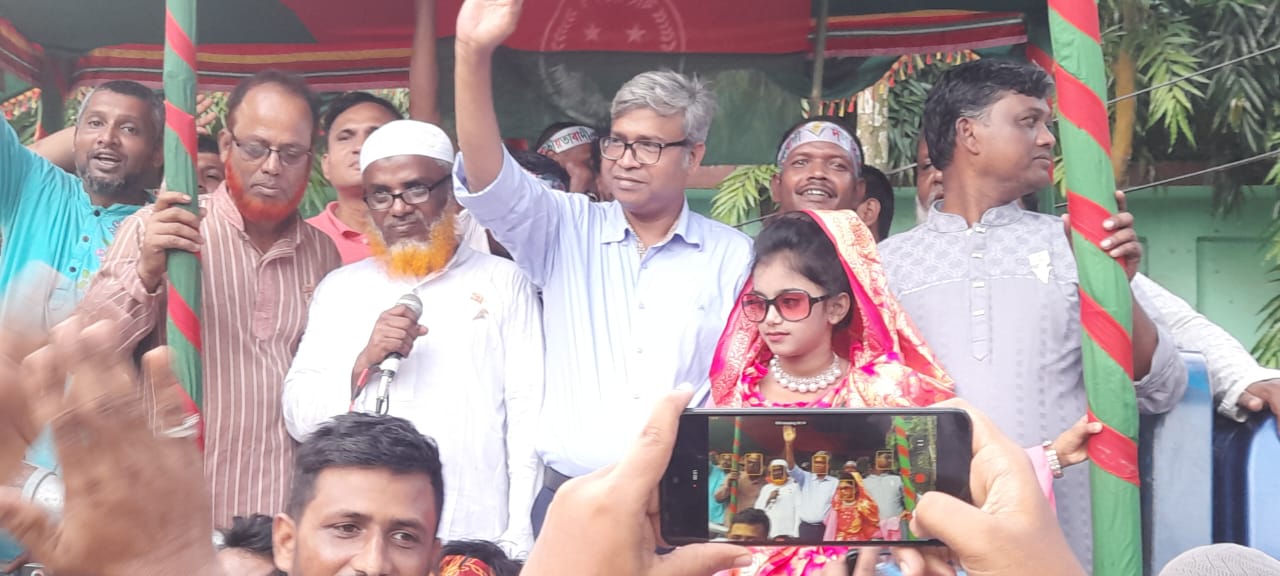 দেশের সুষ্ঠু নির্বাচনের পরিবেশ  নৎসাতে একটি গোষ্ঠী সক্রিয় ……..ব্যারিস্টার মোঃ কামাল উদ্দিন