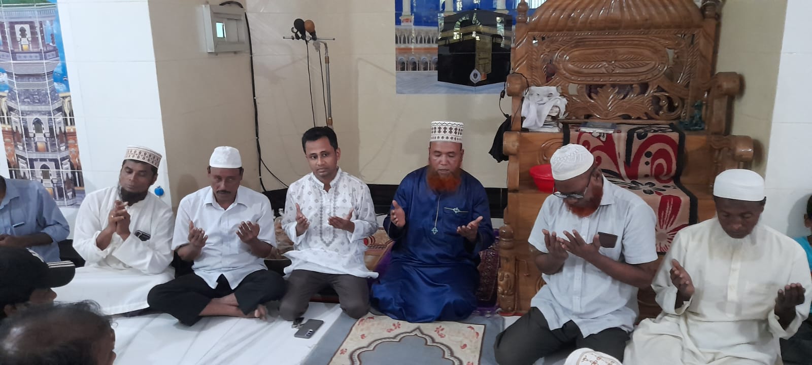 শাহরাস্তিতে  যুবদল নেতার উদ্যেগে  খালেদা জিয়ার জন্মবার্ষিকী পালিত।