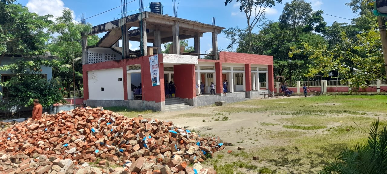 বিলম্ব ও অনিয়মের মধ্যে,পড়ে আছে, টামটা প্রাঃ বিঃ এর ভবন নির্মাণের কাজ