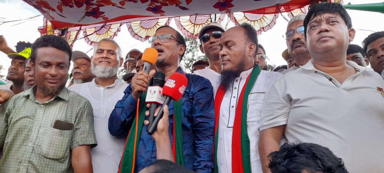 রাজনীতি আমার কাছে কোনো ক্ষমতার লড়াই নয়, এটি মানুষের একটি পবিত্র দায়িত্ব।” লায়ন ইঞ্জিনিয়ার মমিনুল হক