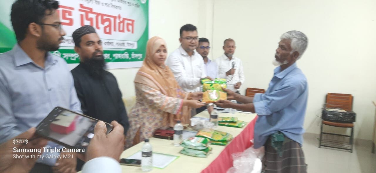 শাহরাস্তিতে চলতি রবি মৌসুমে ৫ শত ৮০ জন কৃষক পেল বিনামূল্যে বীজ ও সার