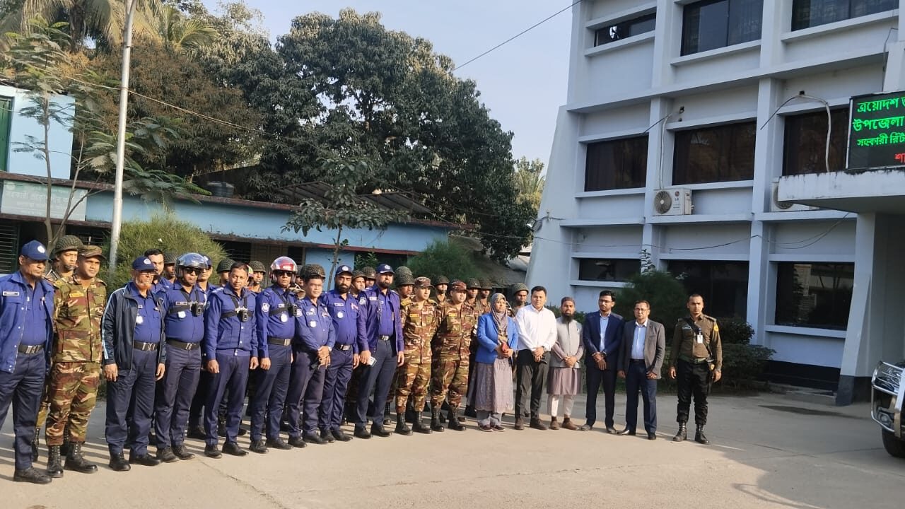 আসন্ন নির্বাচনকে সামনে রেখে, শাহরাস্তিতে, যৌথ বাহিনীর মহড়া অনুষ্ঠিত