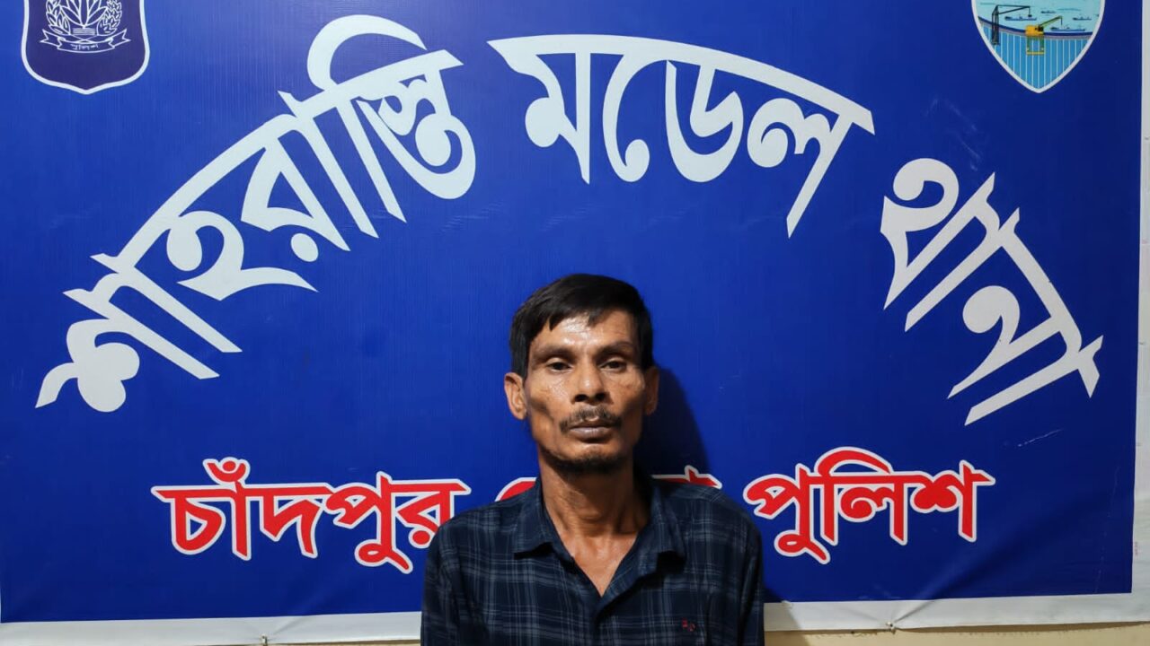 ​শাহরাস্তিতে পুলিশের অভিযানে ৩১ পিস ইয়াবাসহ এক মাদক ব্যবসায়ী গ্রেফতার!