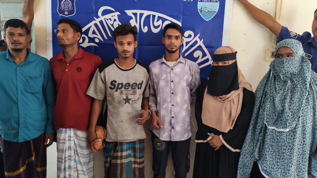 শাহরাস্তিতে বিভিন্ন মামলা ৬ জন আসামিকে গ্রেফতার করেছে  পুলিশ