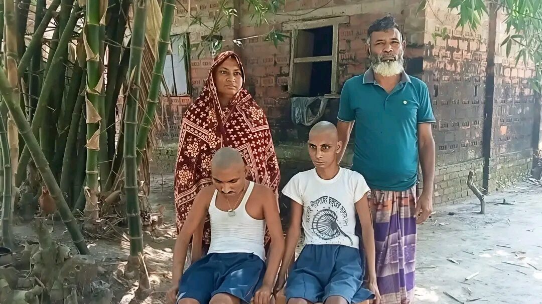 কুড়িগ্রামের দুর্গম চরে বিনামূল্যে রক্ত পরীক্ষা, উপকৃত ৩ শতাধিক মানুষ