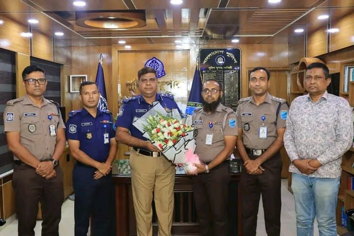 বিপিএম-সেবা পদকে ভূষিত হলেন নরসিংদীর পুলিশ সুপার মোঃ আবদুল্লাহ্-আল-ফারুক