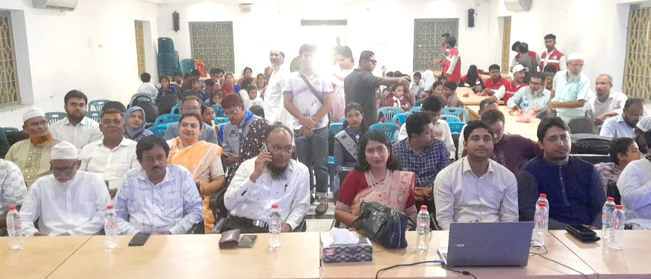 শাহরাস্তিতে প্রধানমন্ত্রীর ভিডিও কনফারেন্সে ডেঙ্গু প্রতিরোধ ও পরিচ্ছন্নতা অভিযান উদ্বোধনের সরাসরি সম্প্রচার